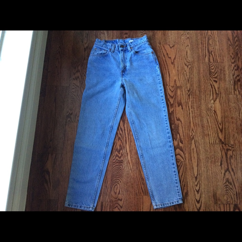 Vintage Levi’s 521 Tapered Petite Light Wash